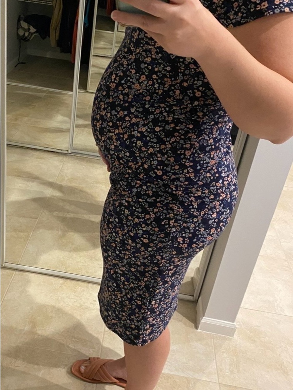 Isabel Maternity by Ingrid & Isabel Navy Floral Midi Maternity Dress